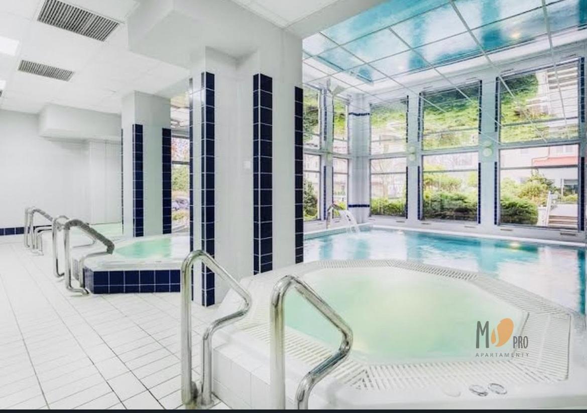 Ms Pro Apartamenty Olymp Strefa Spa Kołobrzeg Rum bild